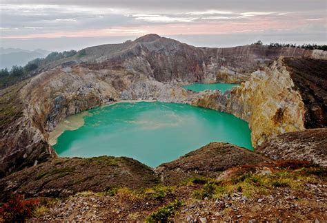 kelimutu volcano indonesia craters swimming